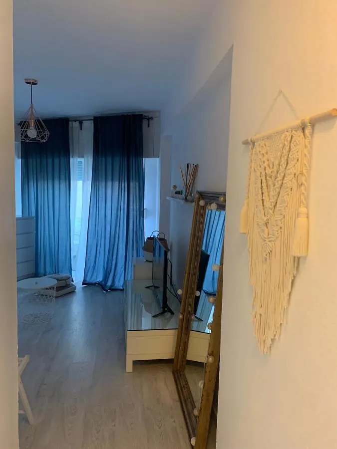 Acogedor Estudio En Primera Linea De Playa Benalmadena